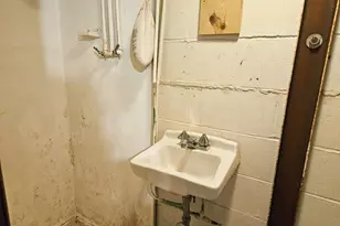 1523 1st St E, Thief River Falls, MN 56701 - Photo 20