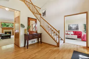 7810 W 95th St, Bloomington, MN 55438 - Photo 4