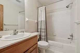 7810 W 95th St, Bloomington, MN 55438 - Photo 26