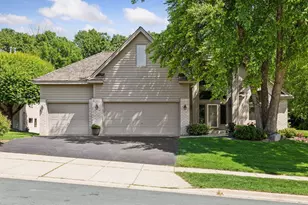 7810 W 95th St, Bloomington, MN 55438 - Photo 2