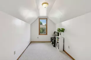 7810 W 95th St, Bloomington, MN 55438 - Photo 30