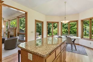 7810 W 95th St, Bloomington, MN 55438 - Photo 16