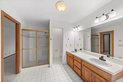 9130 Hidden Meadow Road, Woodbury, MN 55125 - Photo 40