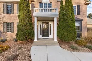 9130 Hidden Meadow Rd, Woodbury, MN 55125 - Photo 4