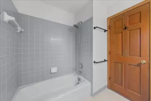 9130 Hidden Meadow Rd, Woodbury, MN 55125 - Photo 42