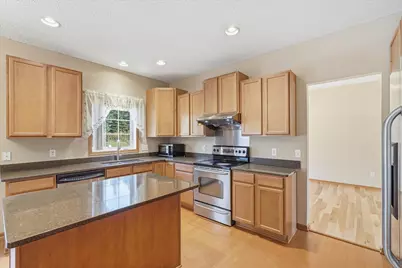 6449 Hedgecroft Avenue S, Cottage Grove, MN 55016 - Photo 12