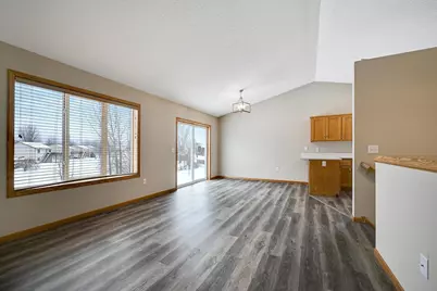 936 Lincoln Court S, Cambridge, MN 55008 - Photo 8