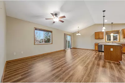 329 Crystal Circle, Mankato, MN 56001 - Photo 8