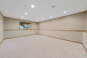 329 Crystal Cir, Mankato, MN 56001 - Photo 18