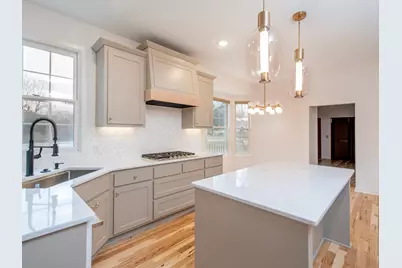 2498 Pond Circle E, Mendota Heights, MN 55120 - Photo 14