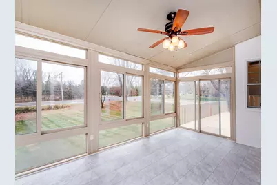 2498 Pond Circle E, Mendota Heights, MN 55120 - Photo 12