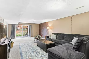 609 Chicago Dr, Burnsville, MN 55306 - Photo 32