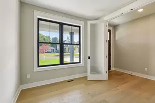 4509 Oxford Ave, Edina, MN 55436 - Photo 2