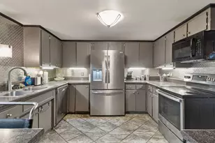 3076 Lexington Ave N, Roseville, MN 55113 - Photo 8