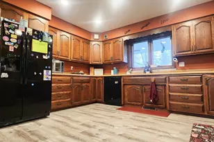 1154 Rossman Ave, Detroit Lakes, MN 56501 - Photo 8