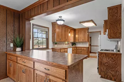 9706 Foley Boulevard NW, Coon Rapids, MN 55433 - Photo 12