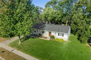 9706 Foley Blvd NW, Coon Rapids, MN 55433 - Photo 4