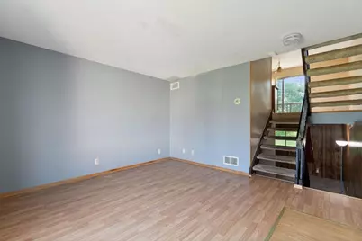 5648 Brookdale Drive N, Brooklyn Park, MN 55443 - Photo 4