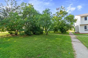 5648 Brookdale Dr N, Brooklyn Park, MN 55443 - Photo 24