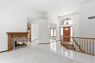 2510 Wexford Ct, New Brighton, MN 55112 - Photo 4