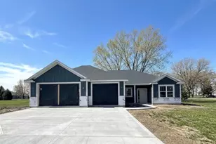 2806 Timber Ridge Dr NE, Owatonna, MN 55060 - Photo 1