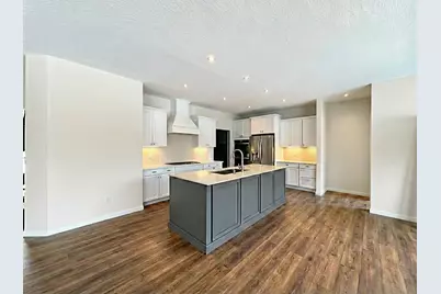 2806 Timber Ridge Drive NE, Owatonna, MN 55060 - Photo 4