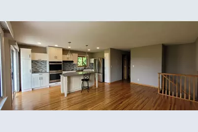 8496 Harkness Road S, Cottage Grove, MN 55016 - Photo 2