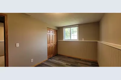 8496 Harkness Road S, Cottage Grove, MN 55016 - Photo 4