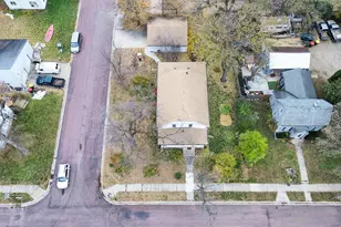 526 S Minnesota St, Redwood Falls, MN 56283 - Photo 2