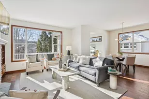 3582 Lemieux Cir, Eagan, MN 55122 - Photo 4