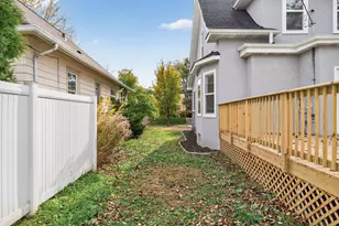 1271 Seminary Ave, Saint Paul, MN 55104 - Photo 30