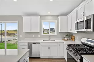 1510 Raccoon Ln, New Richmond, WI 54017 - Photo 10