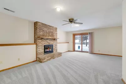 2492 Beam Avenue E, North Saint Paul, MN 55109 - Photo 24