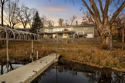 317 Maple Island Road, Burnsville, MN 55306 - Photo 4