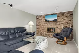 317 Maple Island Rd, Burnsville, MN 55306 - Photo 32