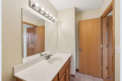 11763 N Meadow Curve, Lindstrom, MN 55045 - Photo 40