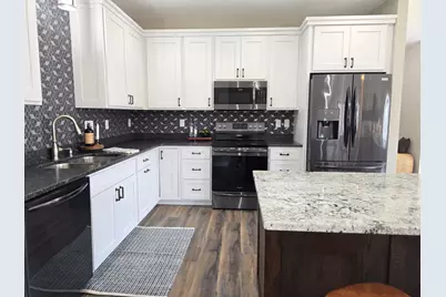 250 Rodeo Road, Alexandria, MN 56308 - Photo 4