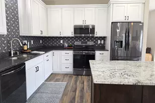 250 Rodeo Rd, Alexandria, MN 56308 - Photo 4