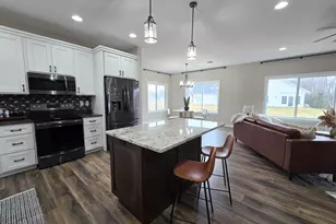 250 Rodeo Rd, Alexandria, MN 56308 - Photo 6