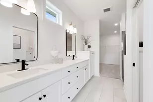 17787 Ellsworth Dr, Lakeville, MN 55024 - Photo 10