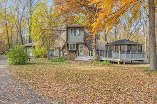 12162 245th St, Chisago City, MN 55013 - Photo 4