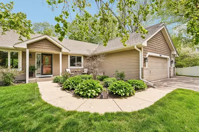 1410 Appaloosa Trail, Eagan, MN 55122 - Photo 6