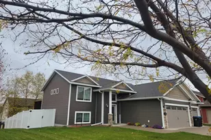 128 Timberwolf Ct, Mankato, MN 56001 - Photo 1