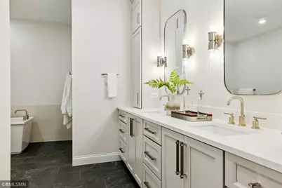 5685 N Kelvin Avenue N, Lake Elmo, MN 55042 - Photo 38