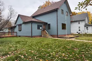 1521 10th St E, Glencoe, MN 55336 - Photo 2