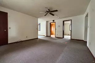 1521 10th St E, Glencoe, MN 55336 - Photo 4