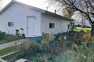 205 Pleasant Ave W, Atwater, MN 56209 - Photo 10