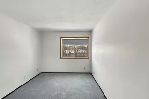 122 Demont Ave E, Little Canada, MN 55117 - Photo 6