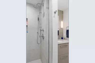 1201 Yale Place #1107, Minneapolis, MN 55403 - Photo 20