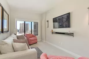 1201 Yale Pl, Minneapolis, MN 55403 - Photo 22